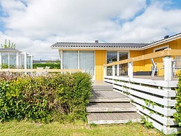 6 Person Holiday Home in Hejls