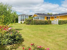 6 Person Holiday Home in Hejls