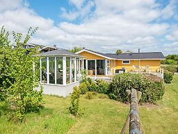 6 Person Holiday Home in Hejls