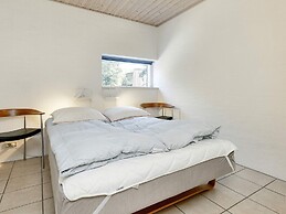10 Person Holiday Home in Vaeggerlose-by Traum