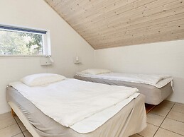 10 Person Holiday Home in Vaeggerlose-by Traum