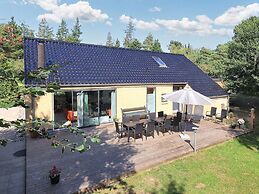 10 Person Holiday Home in Vaeggerlose-by Traum