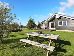 6 Person Holiday Home in Brovst