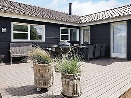 6 Person Holiday Home in Brovst