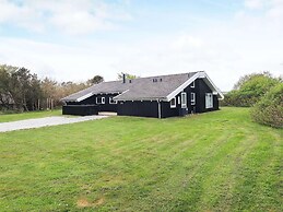 10 Person Holiday Home in Hjorring-by Traum