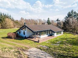 10 Person Holiday Home in Bindslev-by Traum
