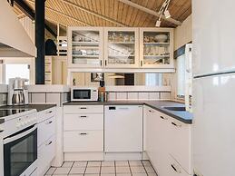 10 Person Holiday Home in Bindslev-by Traum