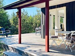 6 Person Holiday Home in Albaek-by Traum