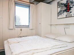 Riveting Holiday Home in Hemmet near Sea