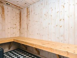 Riveting Holiday Home in Hemmet near Sea