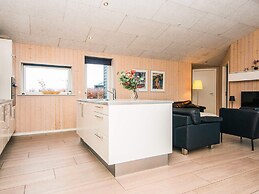 10 Person Holiday Home in Glesborg-by Traum