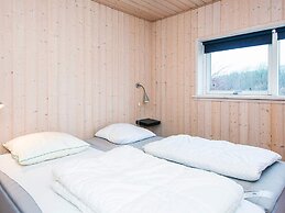 10 Person Holiday Home in Glesborg-by Traum