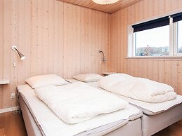 10 Person Holiday Home in Glesborg-by Traum