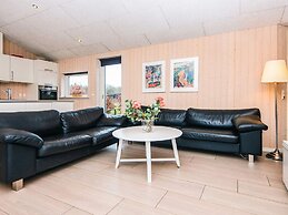 10 Person Holiday Home in Glesborg-by Traum