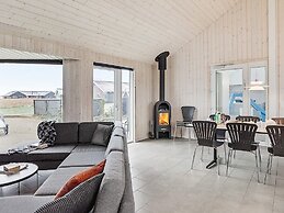 Luxury Pool Retreat in Kegnaes - By Traum Ferienwohnungen