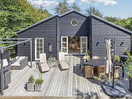 6 Person Holiday Home in Blokhus-by Traum