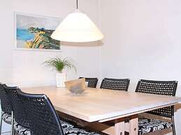 6 Person Holiday Home in Blavand