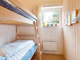 6 Person Holiday Home in Blavand