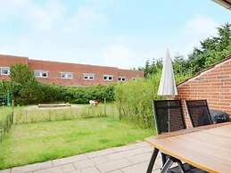6 Person Holiday Home in Blavand