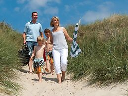 6 Person Holiday Home in Blavand