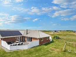 12 Person Holiday Home in Harboore-by Traum