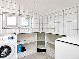 6 Person Holiday Home in Lokken-by Traum