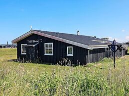6 Person Holiday Home in Lokken-by Traum