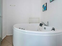 10 Person Holiday Home in Juelsminde-by Traum