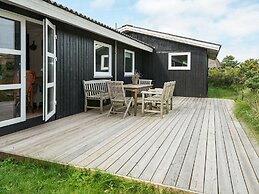Modern Holiday Home With Large Terrace in Fanø