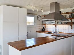 Modern Holiday Home With Large Terrace in Fanø