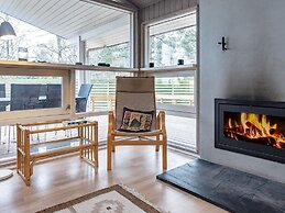 10 Person Holiday Home in Vaeggerlose