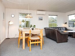 6 Person Holiday Home in Juelsminde-by Traum