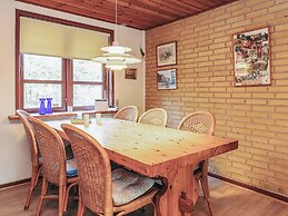 6 Person Holiday Home in Blokhus-by Traum