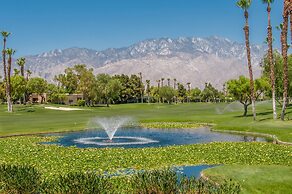 Best Value in Palm Springs for 4 Persons City License146,17751,17753,1