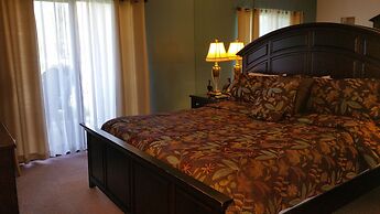 Best Value in Palm Springs for 4 Persons City License146,17751,17753,1