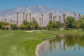 Best Value in Palm Springs for 4 Persons City License146,17751,17753,1