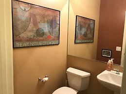 Best Value in Palm Springs for 4 Persons City License146,17751,17753,1