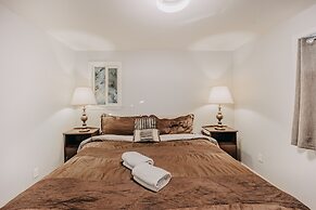 Snowline Cabin #49 - A Newly Remodeled Cabin Perfect for Your Family R