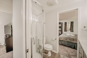 Snowline Cabin #49 - A Newly Remodeled Cabin Perfect for Your Family R