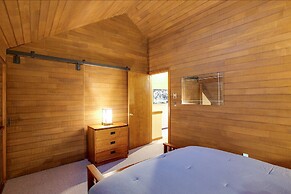 Snowater Condo 59 - A Great Family Condo With a Cabin Feel