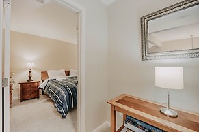 62sl - Hot Tub - Wifi - Fireplace - Pets Ok