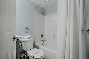 62sl - Hot Tub - Wifi - Fireplace - Pets Ok