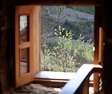 Comfortable Rural Cottage in Ancient Village in the Douro Region