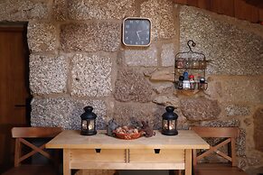 Comfortable Rural Cottage in Ancient Village in the Douro Region