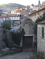 Comfortable Rural Cottage in Ancient Village in the Douro Region