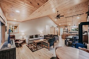 65gs - Hot Tub - Wi-fi - Pets Ok - Bbq