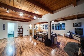 Snowline Cabin 66 - Hot Tub - Wi-fi - 3 Bedroom - Sleeps 10