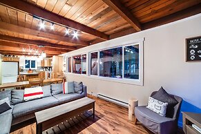 Snowline Cabin 66 - Hot Tub - Wi-fi - 3 Bedroom - Sleeps 10