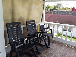 Room in Apartment - Green Sea Villa Helen Inn Located at Kilometer 4 C