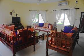 Siku Moja Villa - Beautiful Beach Family Villa